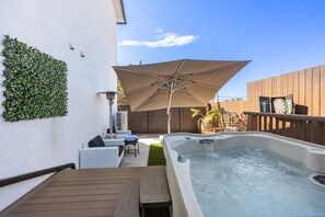 Terrace/patio - Wellness Bnb - Your San Diego Retreat! (San Diego)