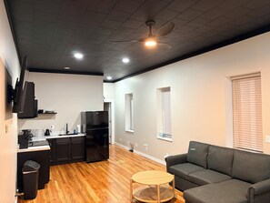 Living area - Cozy 1-bedroom apartment in perfect Vienna close to shops and food (Vienna)