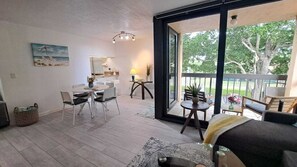 Dining - Atlantic Retreat 1 bedroom in Delray Beach (Delray Beach)
