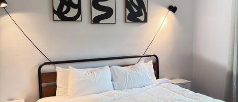 2 soverom, strykejern/-brett, wi-fi og sengetøy