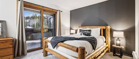 Fer et planche Ă repasser, Wi-Fi gratuit, draps fournis