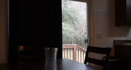 Tranquil 3-bedroom house in Hamlet perfect for relaxing stay