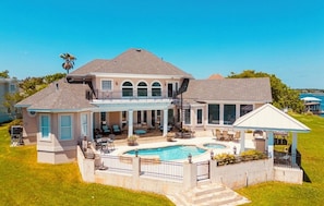 Exterior - Awesome 4-bedroom Lakefront home with ocean access (Biloxi)