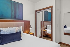 1 soveværelse, skrivebord, strygejern/strygebræt, weekendseng