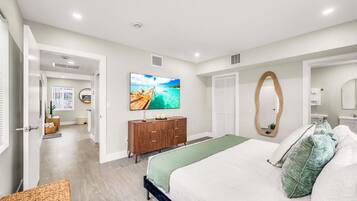 2 bedrooms, iron/ironing board, travel crib, free WiFi