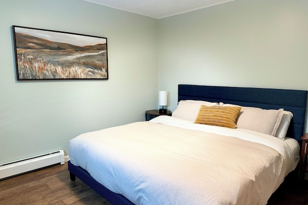 Ferros/tábuas de passar roupa, Wi-Fi, roupa de cama