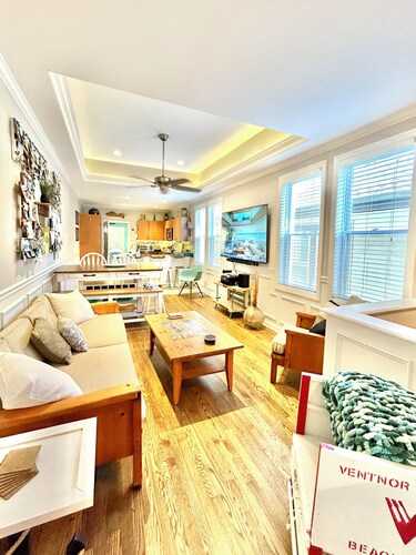 Salty + Sandy in Ventnor City NJ, just 1 block from both beach and bay!