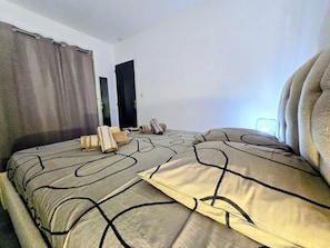 Iron/ironing board, internet, bed sheets - Apartment Bout'quai (Les Trois-Îlets)