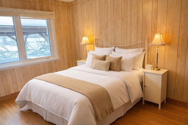 Bügeleisen/Bügelbrett, WLAN, Bettwäsche