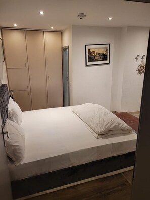 1 Schlafzimmer, WLAN, Bettwäsche