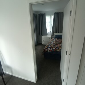 3 habitaciones y ropa de cama 