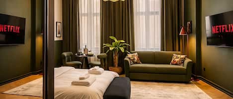 Superior Apartment, City View