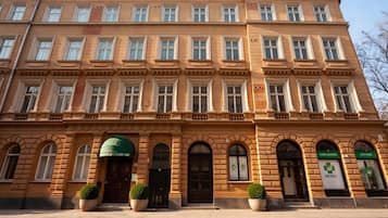 Vista frontal de la propiedad