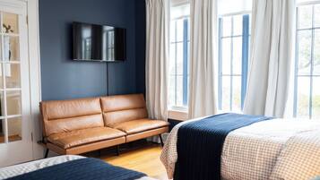 3 chambres, fer et planche à repasser, lit parapluie, Wi-Fi gratuit