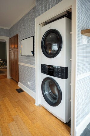 Interior - Pelican Porch / Relaxing Stay in Perfect Location (Shreveport)