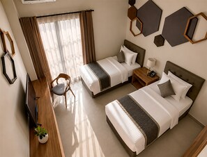 Deluxe Twin Room, Non Smoking | Blackout drapes, iron/ironing board, free WiFi - Casananta Seminyak (Seminyak)