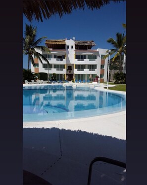 Pool - APARTMENT IN ACAPULCO DIAMOND ZONE (Acapulco de Juárez)