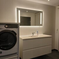 Exclusive Suite, City View | Bathroom | Shower, towels, soap, shampoo