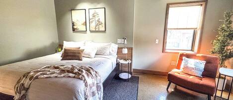 1 makuuhuone, silitysrauta/-lauta, internet, vuodevaatteet