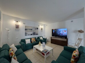 Smart TV, videogiochi, lettore DVD