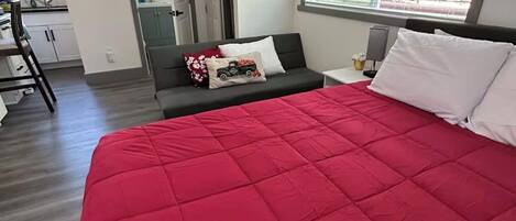 Fer et planche à repasser, Wi-Fi, draps fournis