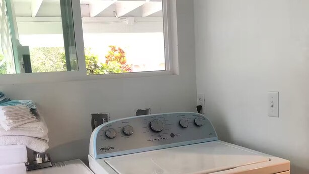 Unclassified image, 1 of 9, button - Cozy studio in peaceful Kailua-Kona with refreshing AC (Kailua-Kona)