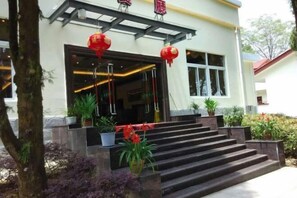 Restaurant - Tianyou Manor (Wuyishan)