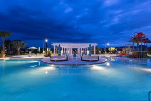 Piscine extérieure, piscine chauffée