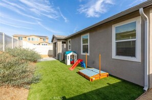 Children’s area - Spacious Single Story 4-bedroom house in lovely Menifee (Menifee)