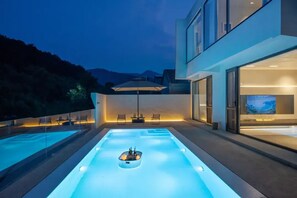 Seasonal outdoor pool - DOPO HOMESTAY (Miyun)