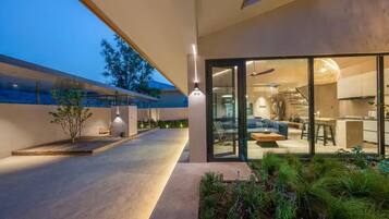 Studio Suite Superior, pemandangan halaman | Pemandangan halaman