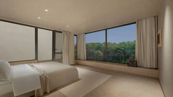 Down comforters, free minibar, desk, laptop workspace