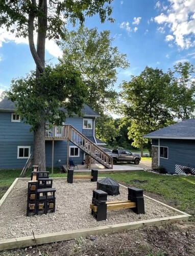 8 miles From IU Campus: Country & Quiet  2-BR apt  in charming Ellettsville