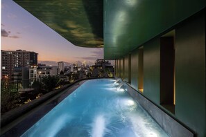 Outdoor pool - Olwen Boutique Hotel (Ngu Hanh Son Ward)