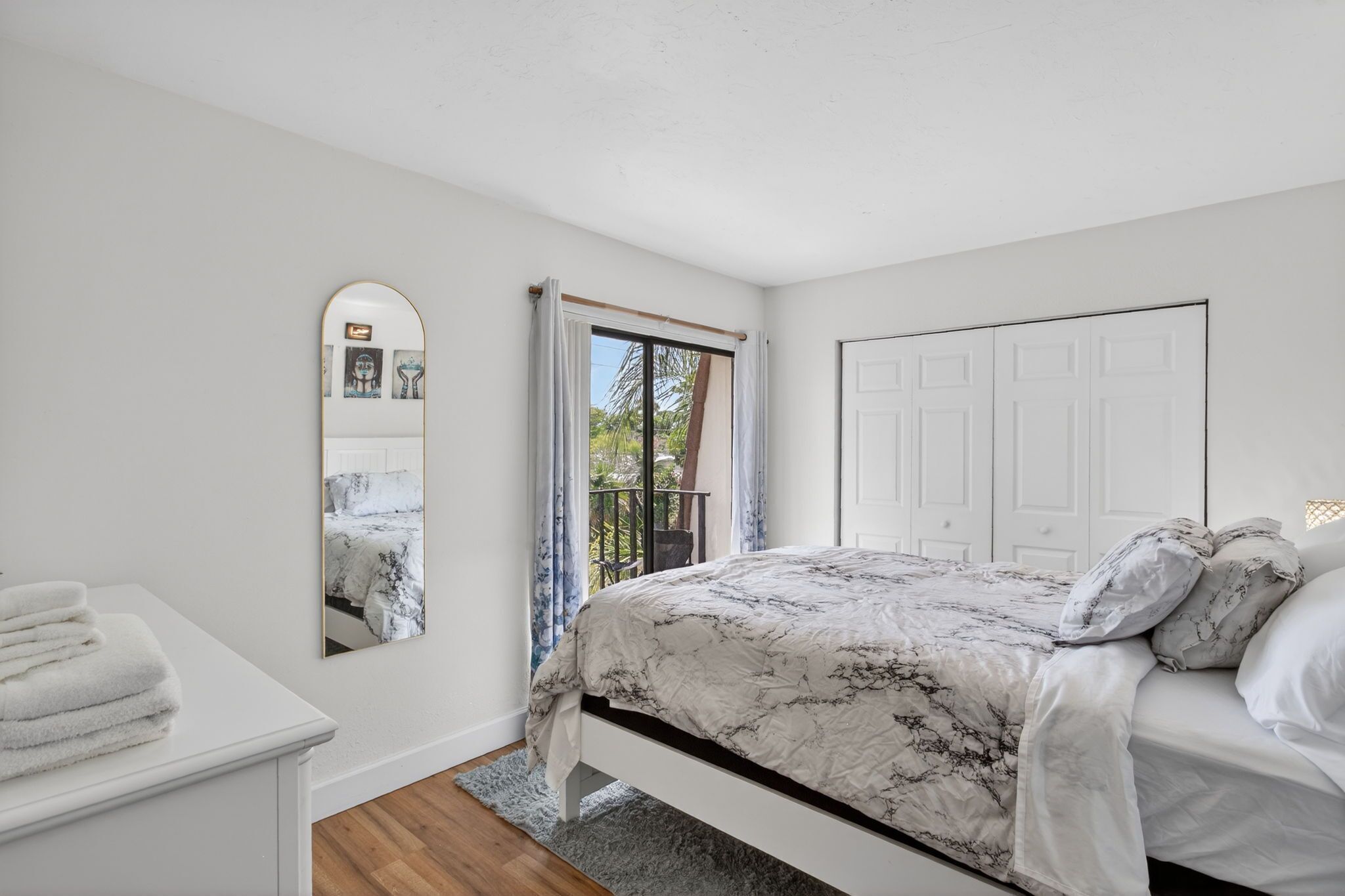 Deluxe Room | Blackout curtains, free WiFi, bed sheets