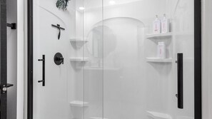 Shower, hair dryer, towels, soap - The Wissota Sanctuary: A Modern Cabin on the Water (Chippewa Falls)