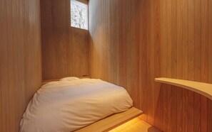 Individually furnished, free WiFi, bed sheets