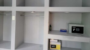 Uklassifisert bilde, 4 av 23, knapp
