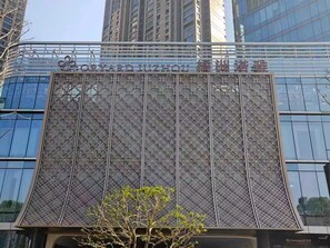 Kiến trúc tòa nhà