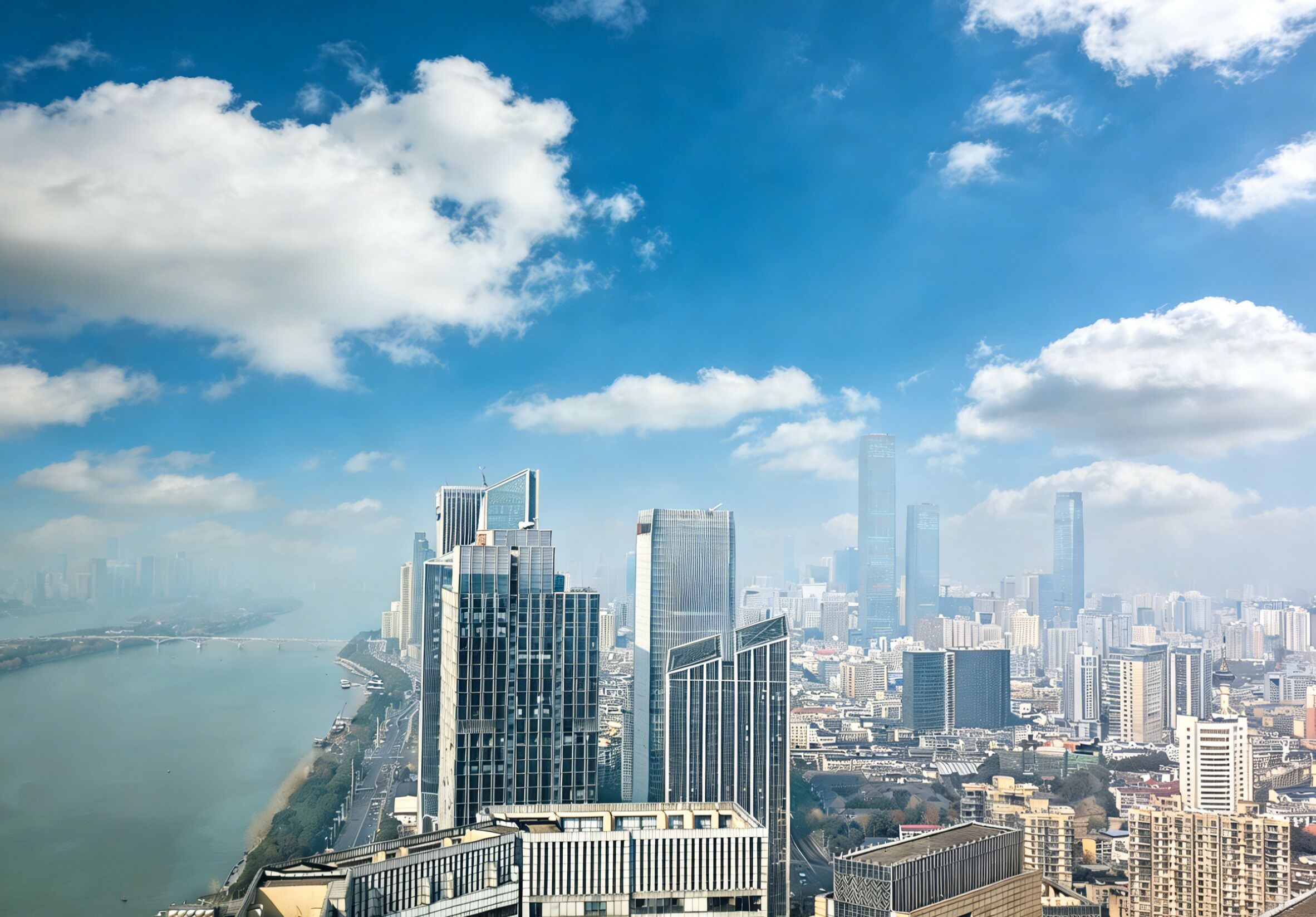 Hypo-allergenic bedding, minibar, blackout curtains, soundproofing