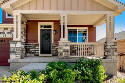 Stylish 4-Bed House /Spruce/ Garden/ Parking/ Wi-Fi