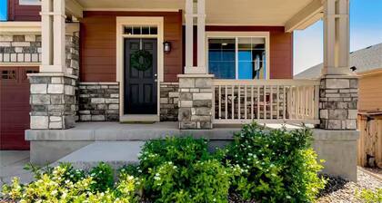 Stylish 4-Bed House /Spruce/ Garden/ Parking/ Wi-Fi