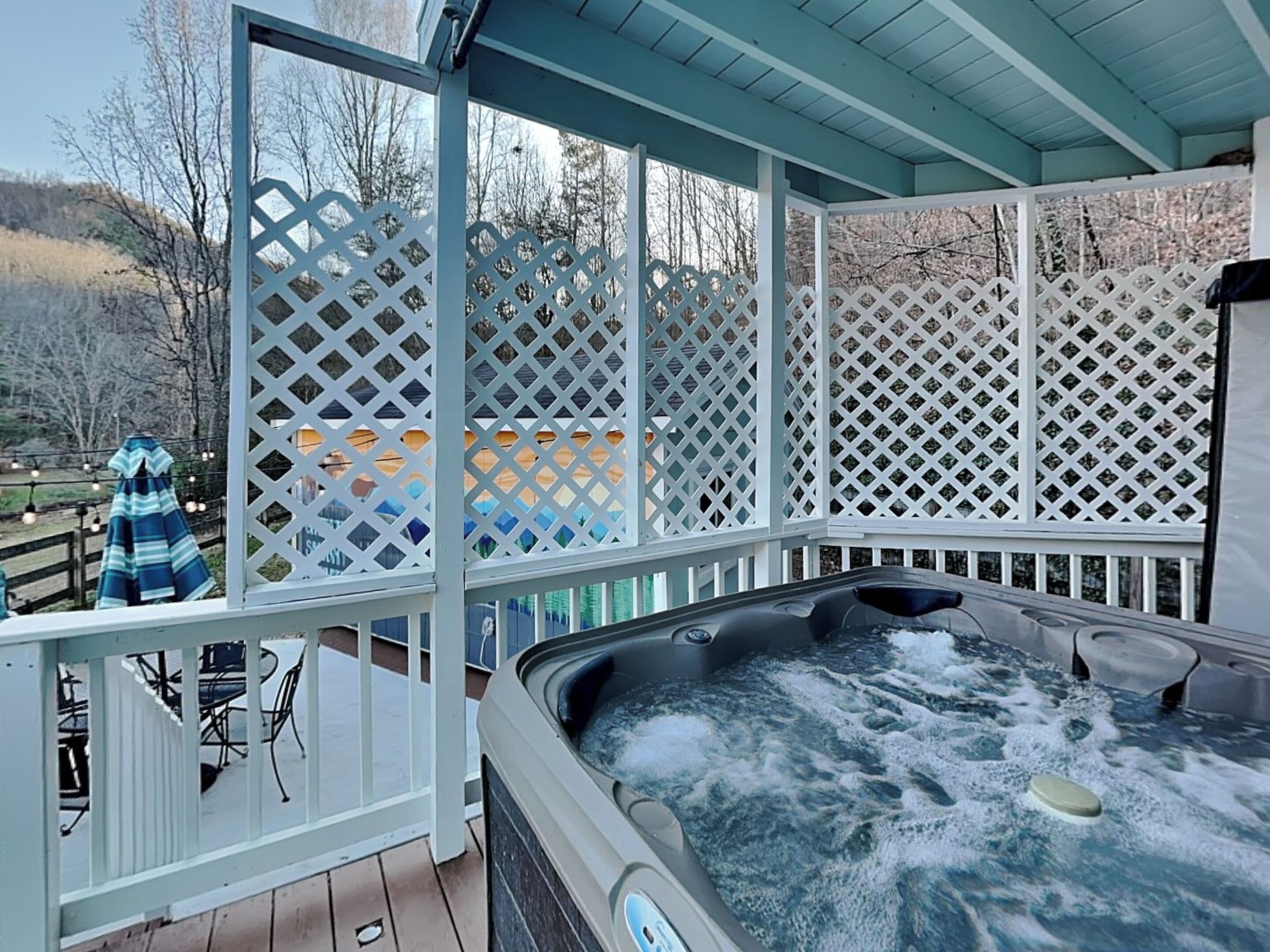 Studio (2 Bedrooms) | Property amenity