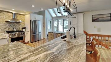 House (6 Bedrooms) | Property amenity