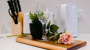 Kaffee und/oder Kaffeemaschine