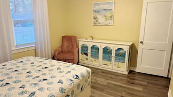 Iron/ironing board, free WiFi