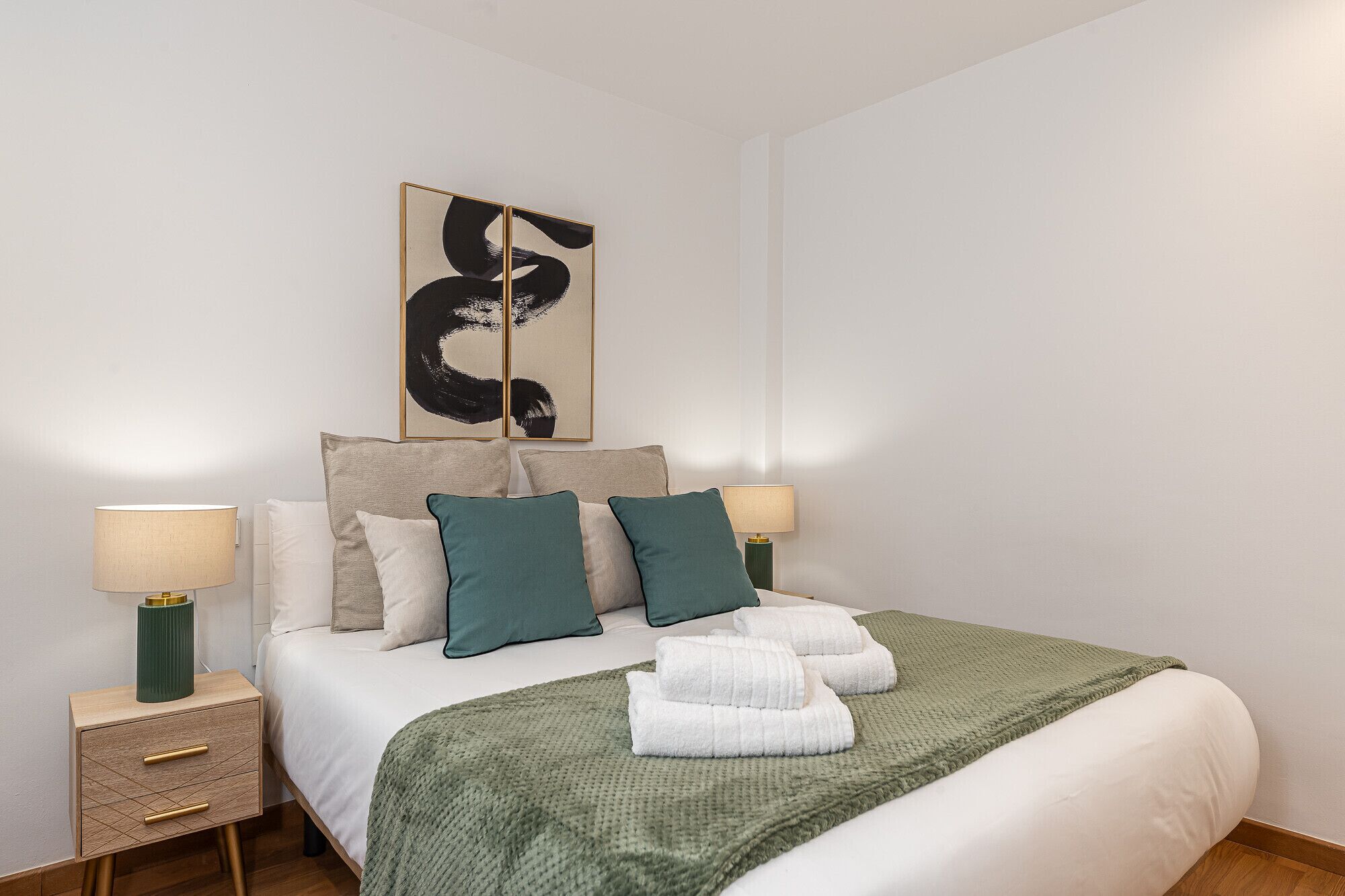 Tabla de planchar con plancha y wifi gratis 