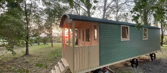 Domaine des Anes - Roulotte de la Clairière