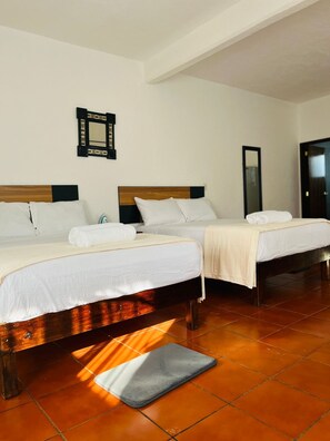 Iron/ironing board, Internet, bed sheets - Alebrije apartment, unbeatable location in Punta Zicatela (puerto escondido)