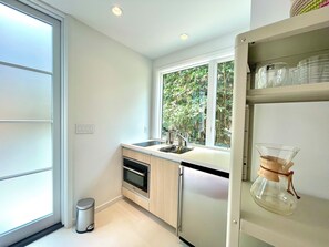 Microonde, forno, piano cottura